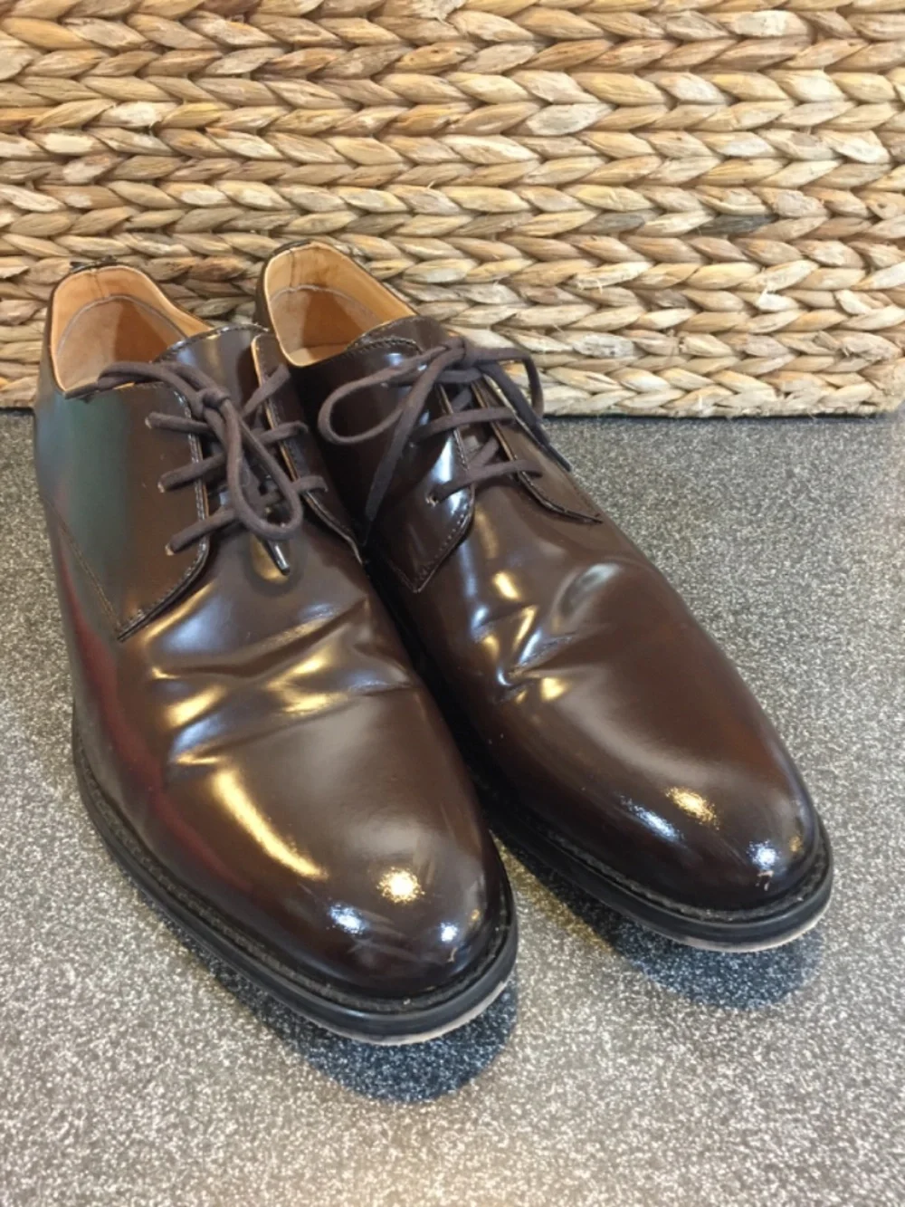 Express Men's Dark Brown Leather Oxfords